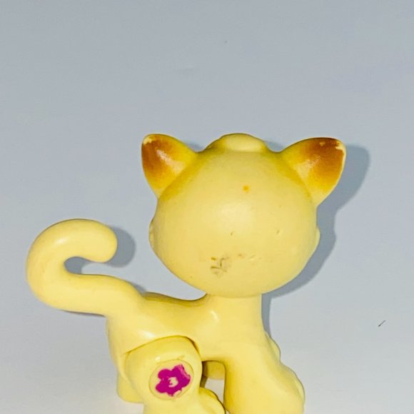 Polly Pocket Sparkling Pets Blue Eyes Pink Nose Feet Move Kids Toy Figure Animal - Picture 4 of 6